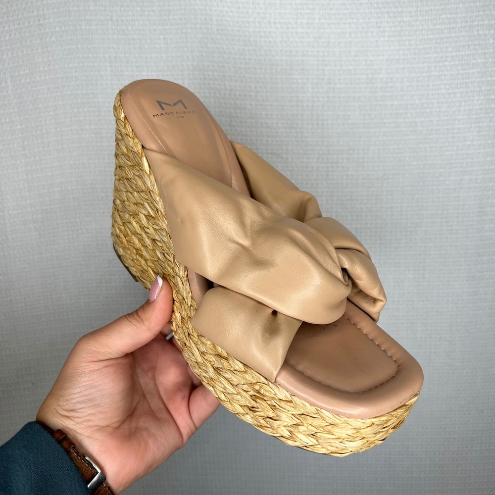 Marc Fisher LTD Women's 10 Navina Puffy Wedge Platform Raffia Espadrille Sandals